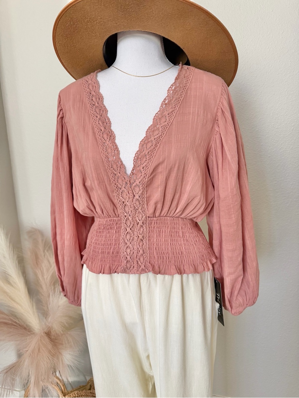NWT - Pink cottagecore Crochet crop Top